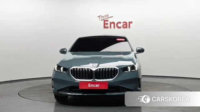 BMW 5 Series (G60) id 3711613 из Кореи 12