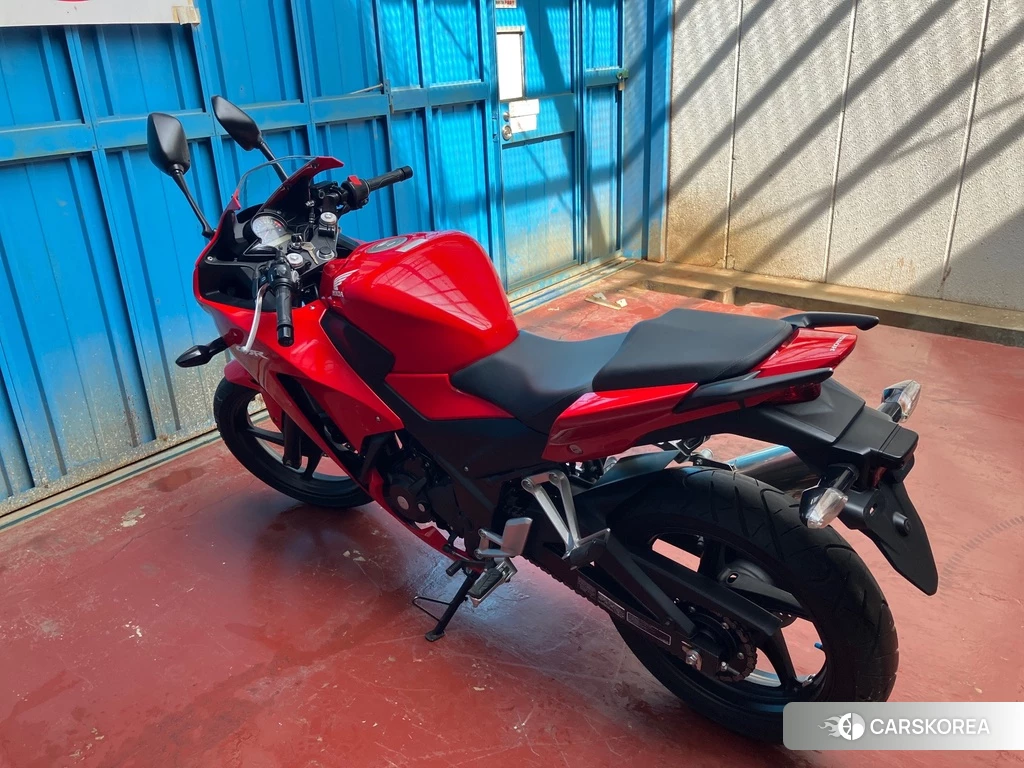Проданный Honda CBR250R 2016 из Японии