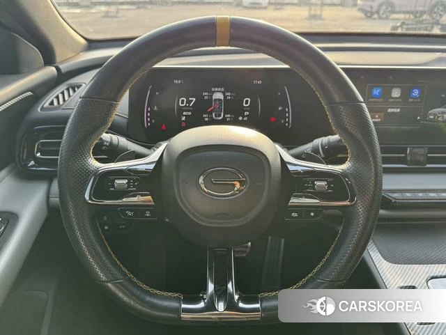 GAC Trumpchi Shadow Leopard id 3889118 из Китая 7