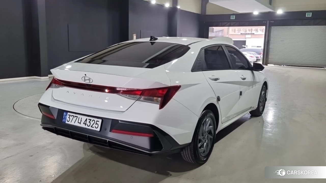 Hyundai The New Avante (CN7) id 4480552 из Кореи 10