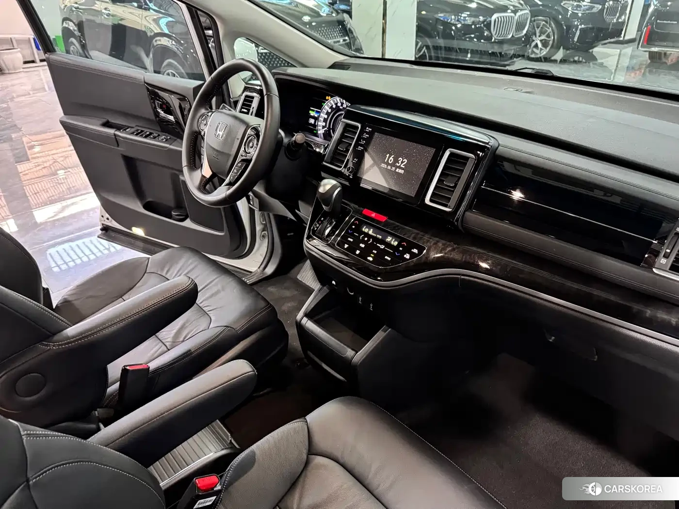 Honda Elysion 2021 Белый из Китая, фото 4