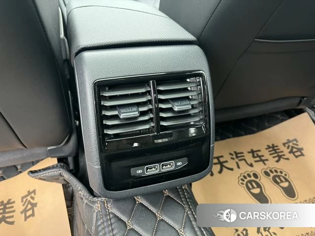 Volkswagen Sagitar id 4272101 из Китая 12