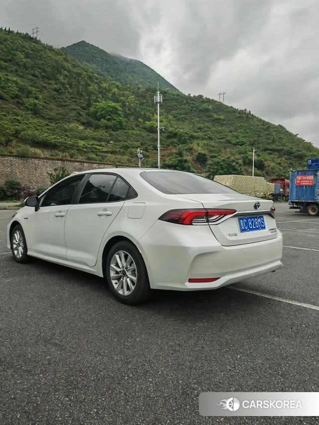 Toyota Corolla id 4262108 из Китая 8