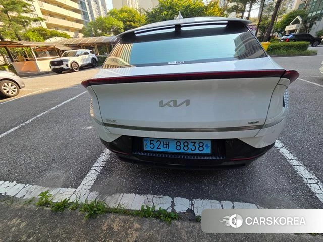 Kia EV6 2023 Белый из Кореи, фото 5