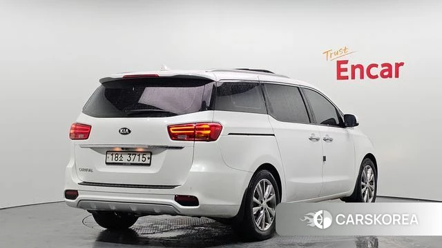 Kia The New Carnival id 3911943 из Кореи 12