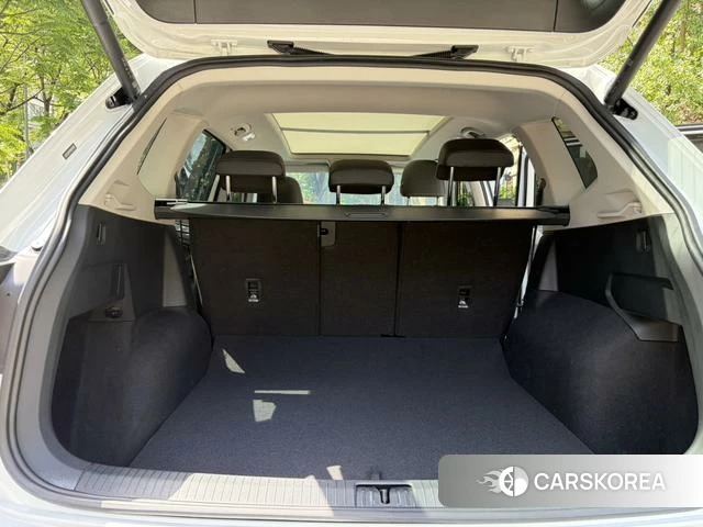 Volkswagen Tiguan L id 4215577 из Китая 12