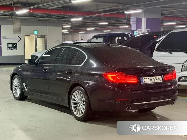 BMW 5 Series (G30) id 3484299 из Кореи 12