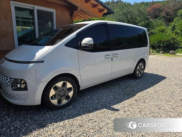 Hyundai Staria 2022 Белый из Кореи, фото 2