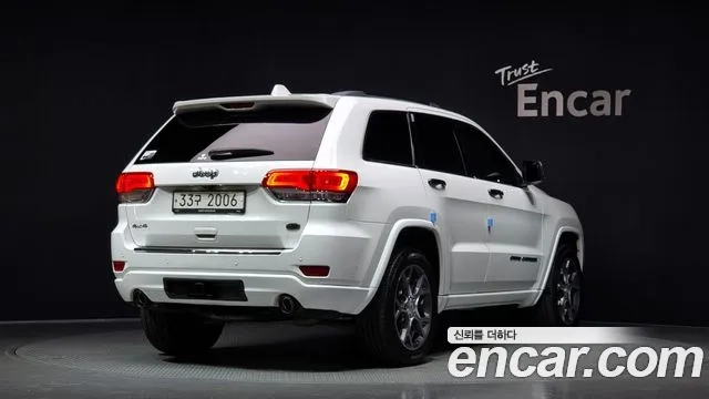 Jeep Grand Cherokee id 2917506 из Кореи 12