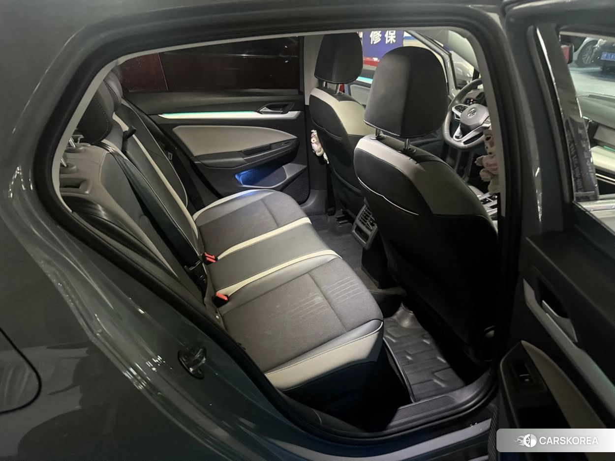 Volkswagen Golf id 4492956 из Китая 10