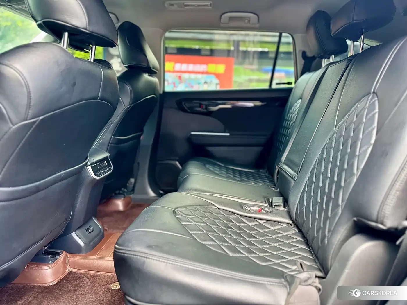 Toyota Highlander 2023 Черный из Китая, фото 2