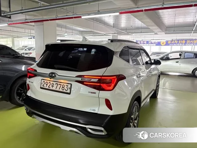 Kia Seltos id 2932288 из Кореи 8