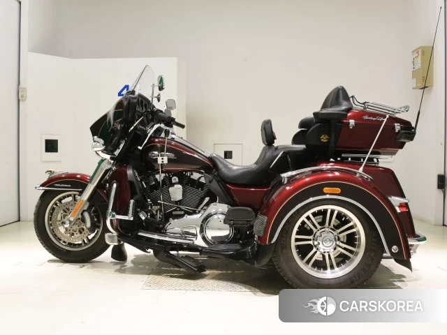 Harley-Davidson Electra Glide FLHTCUTG1690 2015 из Японии, фото 2