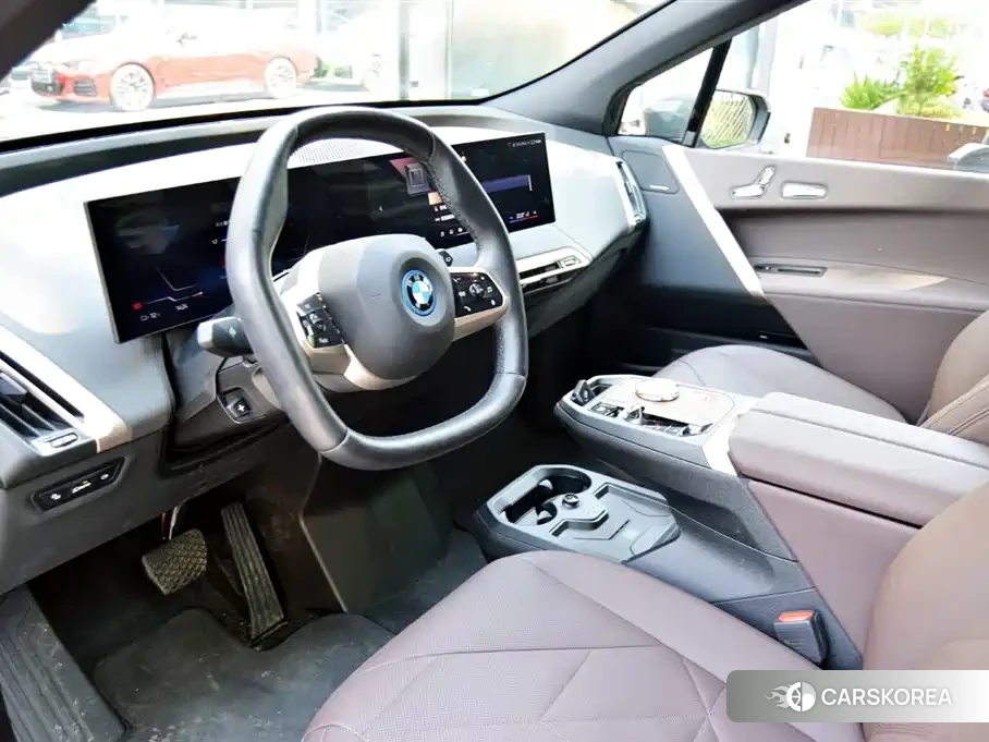 BMW iX 2025 Silver/gray из Китая, фото 6
