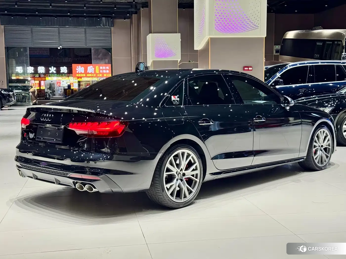 Audi S4 2023 Silver/gray из Китая, фото 2