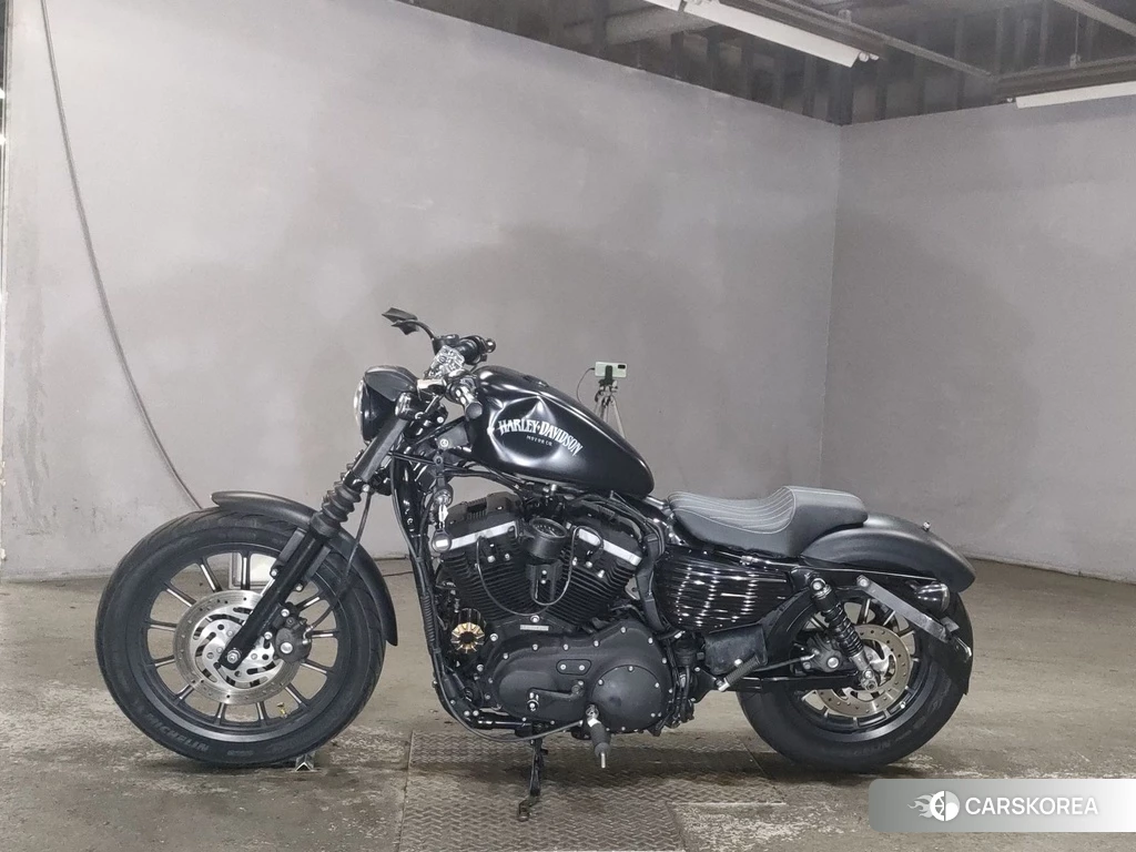 Проданный Harley-Davidson Sportster XL883N 2012 из Японии
