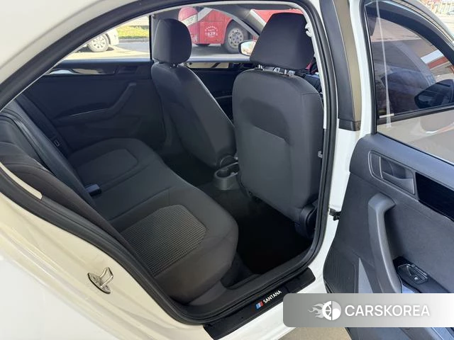 Volkswagen Santana id 4272201 из Китая 10