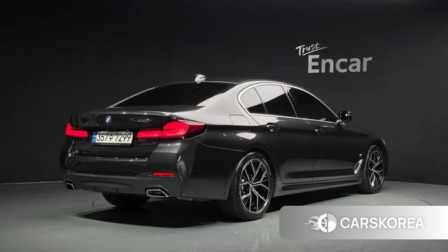 BMW 5 Series (G30) id 4500462 из Кореи 12
