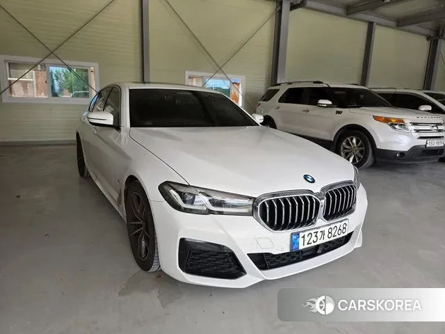 BMW 5 Series (G30) id 3054113 из Кореи 11