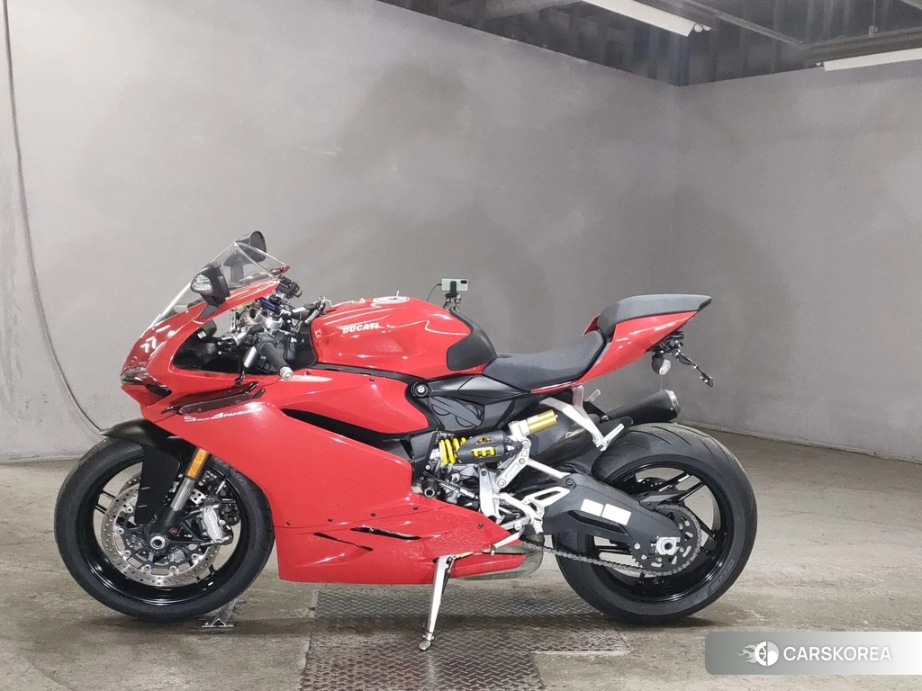 Проданный Ducati 959 PANIGALE 2017 из Японии