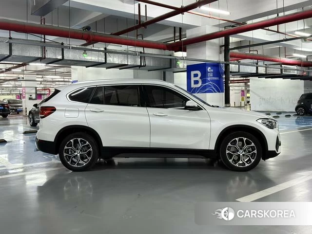 BMW X1 id 3913571 из Китая 12