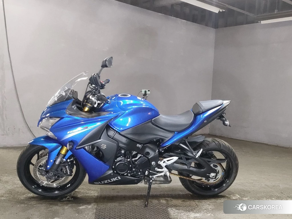 Проданный Suzuki GSX-S1000F 2016 из Японии, фото 2