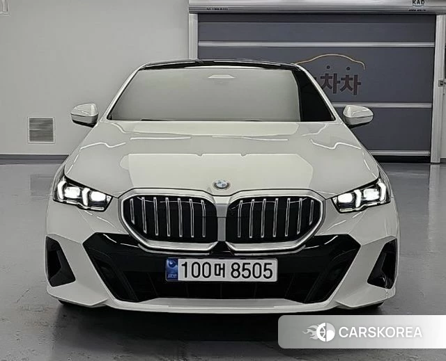 BMW 5 Series (G60) id 4623464 из Кореи 12