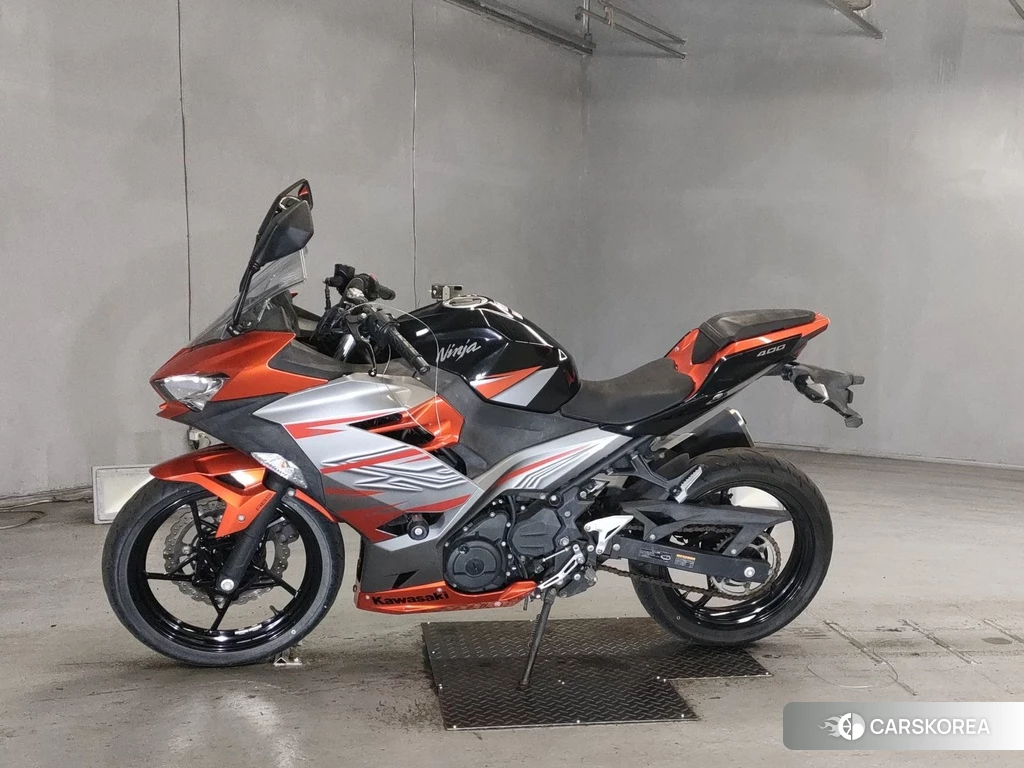 Проданный Kawasaki NINJA 400 2018 из Японии