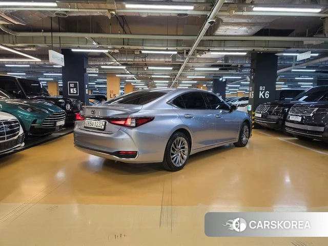 Lexus ES300h 7th generation id 4206609 из Кореи 10