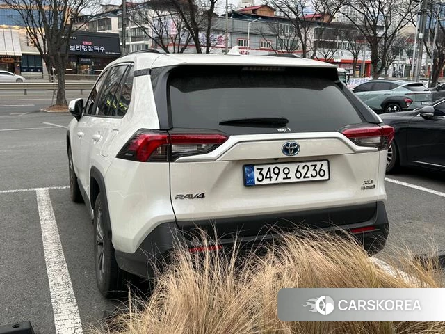 Toyota RAV4 5th Generation 2022 Белый из Кореи, фото 2