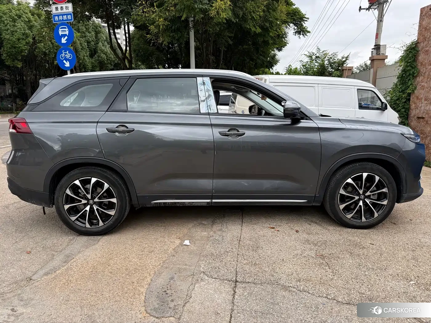 Chang'an X7 PLUS 2024 Silver/gray из Китая, фото 2