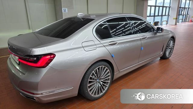 BMW 7 Series (G11) 2020 Серебряный из Кореи, фото 2