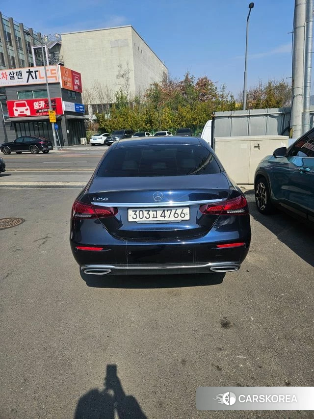Mercedes-Benz E-Class W213 2022 Синий из Кореи, фото 5