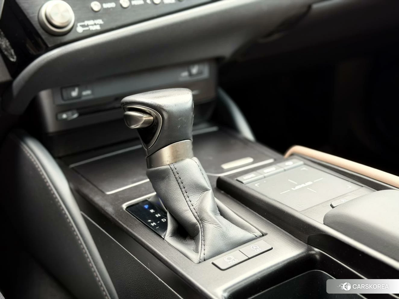 Lexus ES id 4453171 из Китая 8