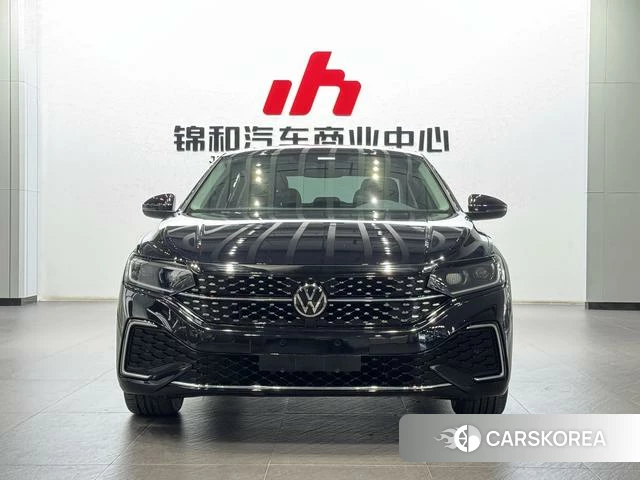 Volkswagen Passat 2024 Черный из Китая, фото 5
