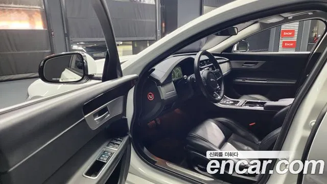 Jaguar XF (X260) id 2591425 из Кореи 12