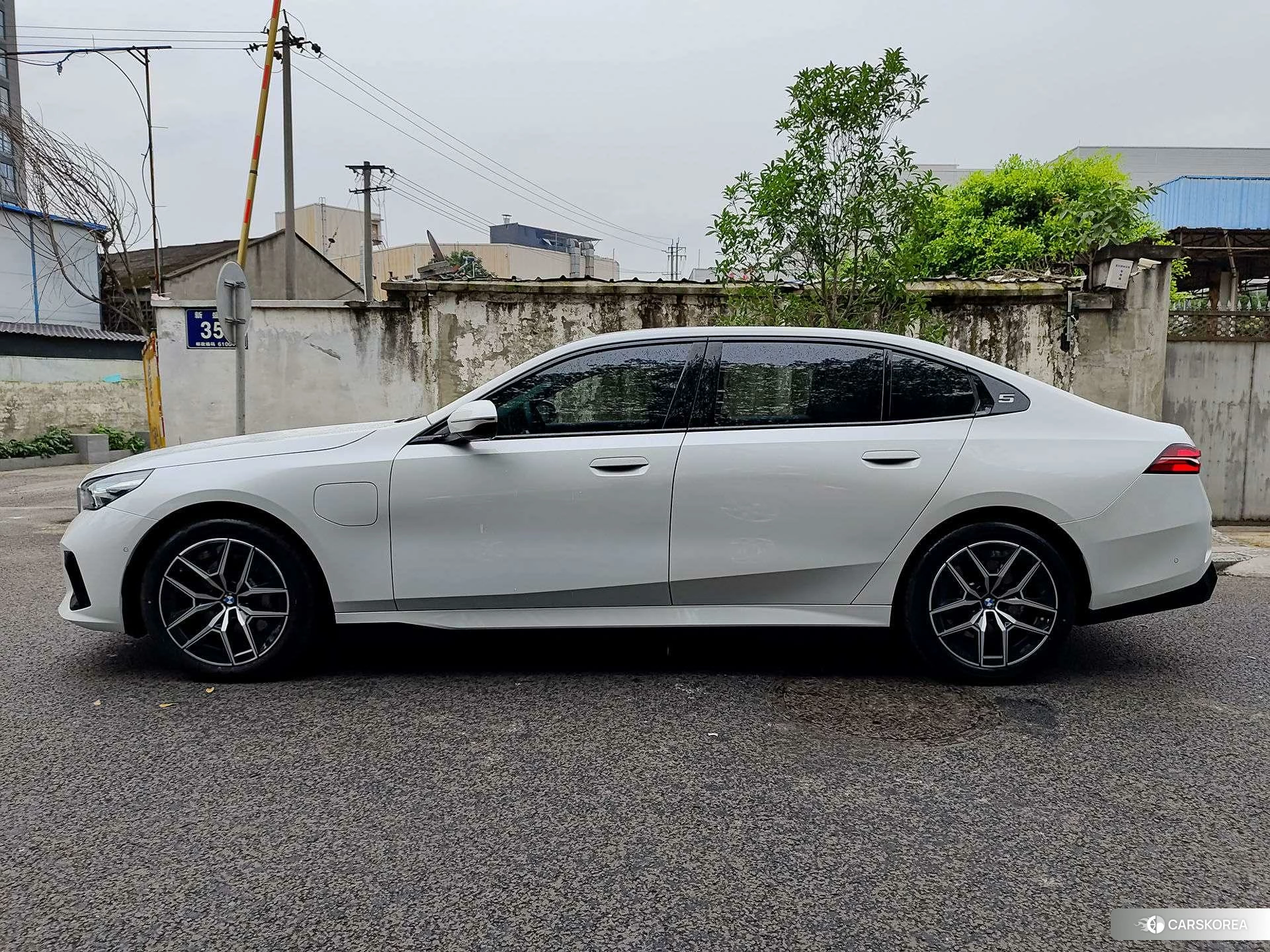 BMW i5 2024 Белый из Китая, фото 3