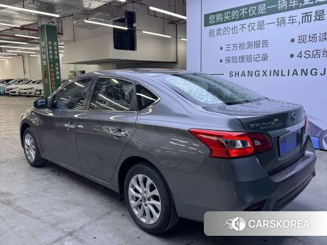 Nissan Xuan Yi 2021 Серебристо-серый из Китая, фото 5