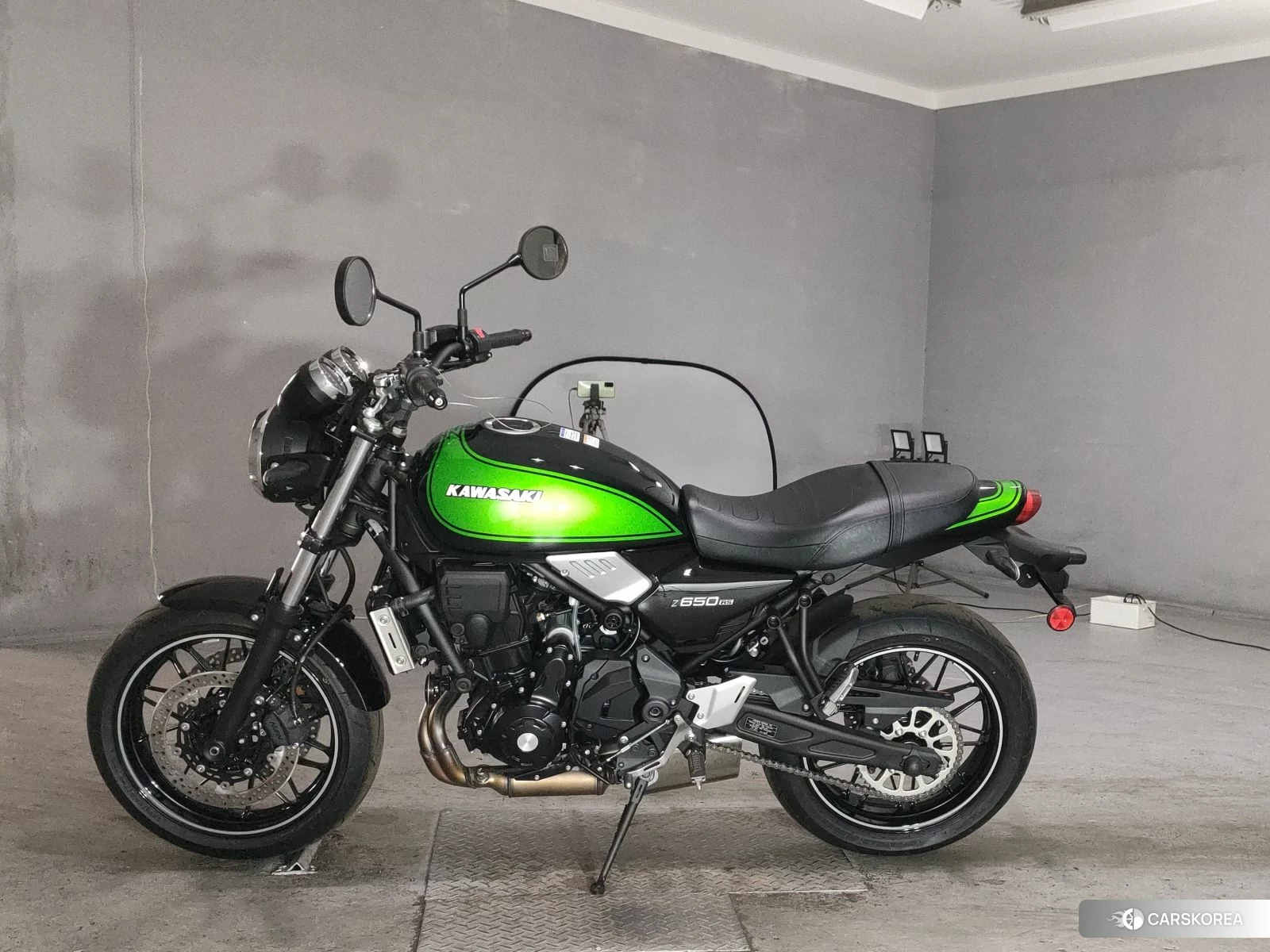 Kawasaki Z650RS 2025 из Японии