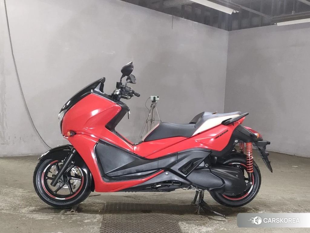 Проданный Honda PHASE S 2011 из Японии, фото 2