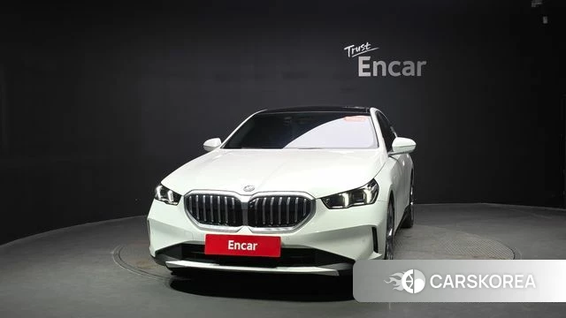 BMW 5 Series (G60) id 4655403 из Кореи 12