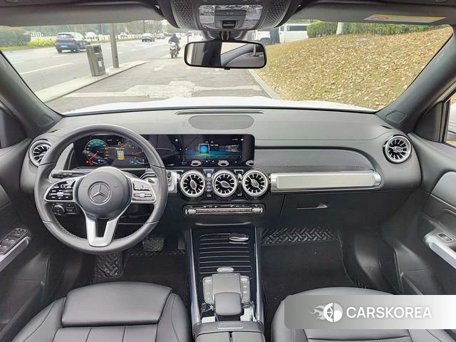 Mercedes-Benz GLB 2022 Белый из Китая, фото 2