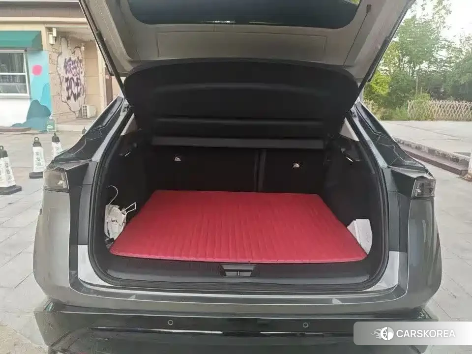 Nissan Ariya 2024 Silver/gray из Китая, фото 2