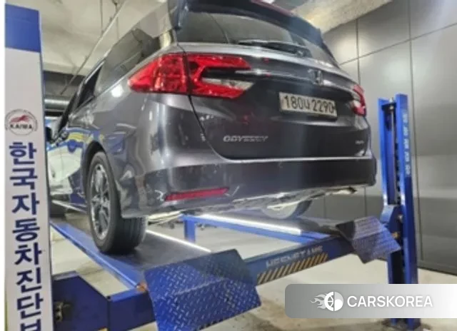 Honda Odyssey 2021 Серый из Кореи, фото 2