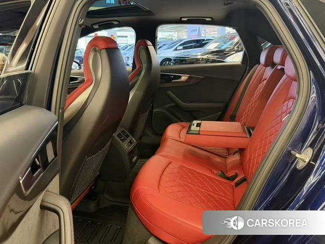 Audi S4 2022 Синий из Китая, фото 2