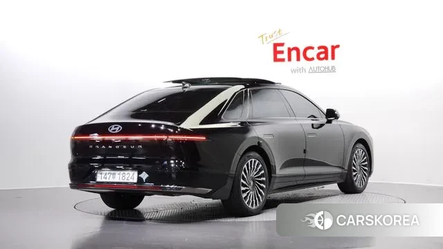 Hyundai Grandeur (GN7) id 3042934 из Кореи 12