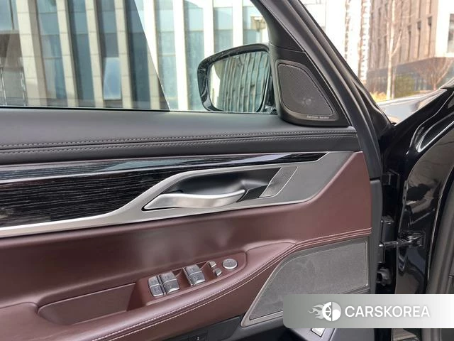BMW 7 series id 4261080 из Китая 12