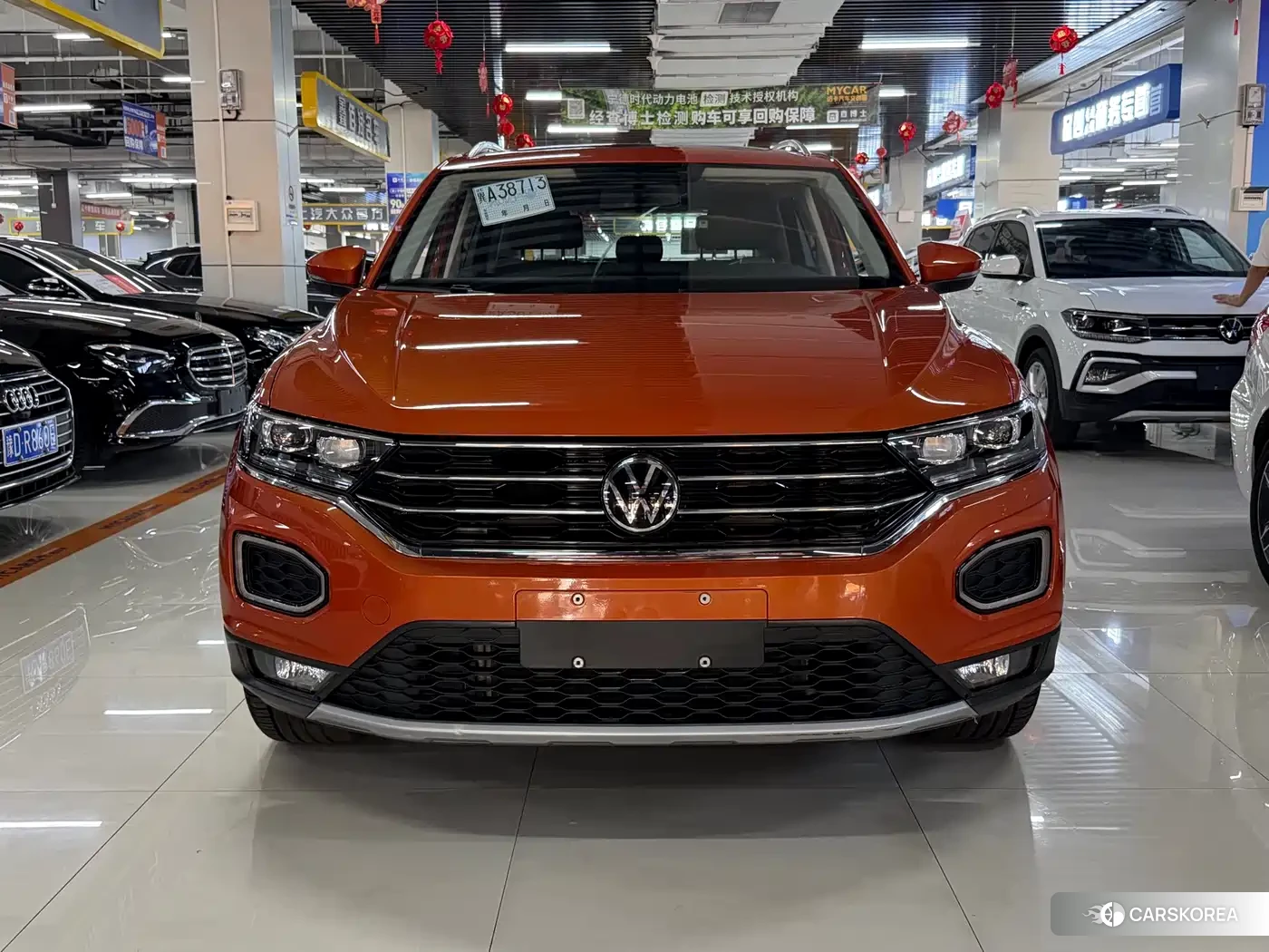 Volkswagen T-ROC exploring Songs 2022 Yellow/orange из Китая, фото 2