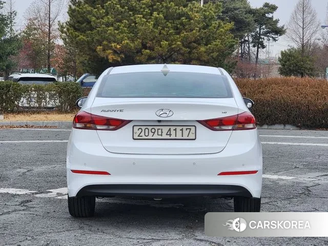 Hyundai Avante AD 2018 Белый из Кореи, фото 6