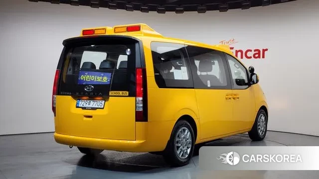 Hyundai Staria id 3696625 из Кореи 12